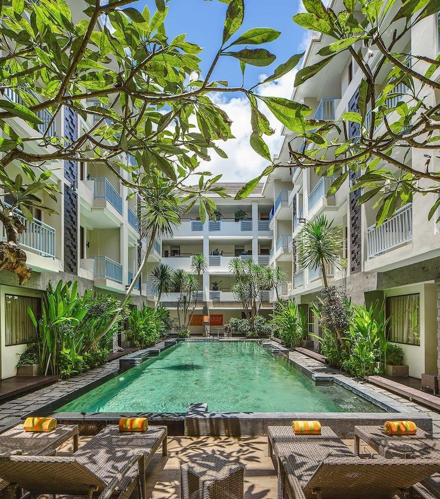 קוטה לומבוק Bloo Bali Hotel מראה חיצוני תמונה