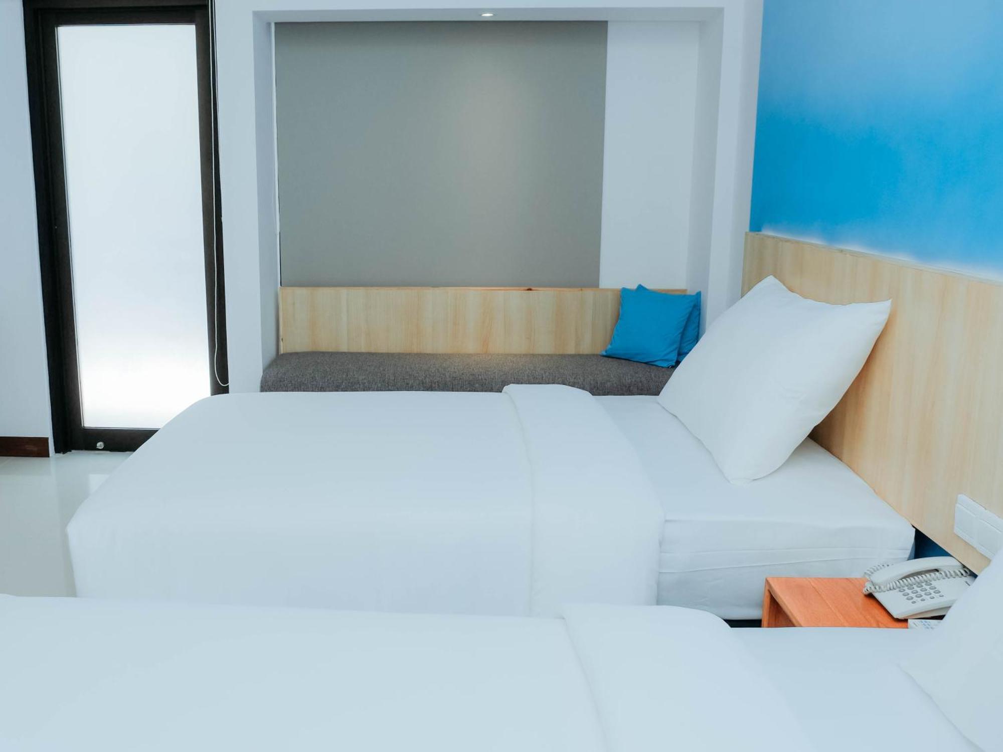 קוטה לומבוק Bloo Bali Hotel מראה חיצוני תמונה
