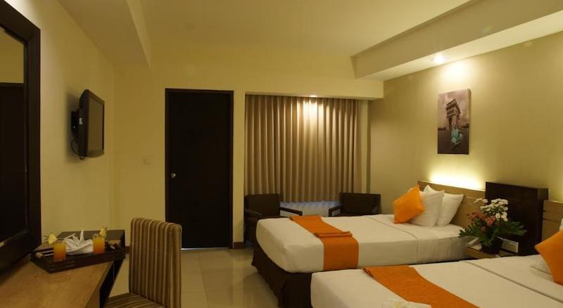 קוטה לומבוק Bloo Bali Hotel מראה חיצוני תמונה