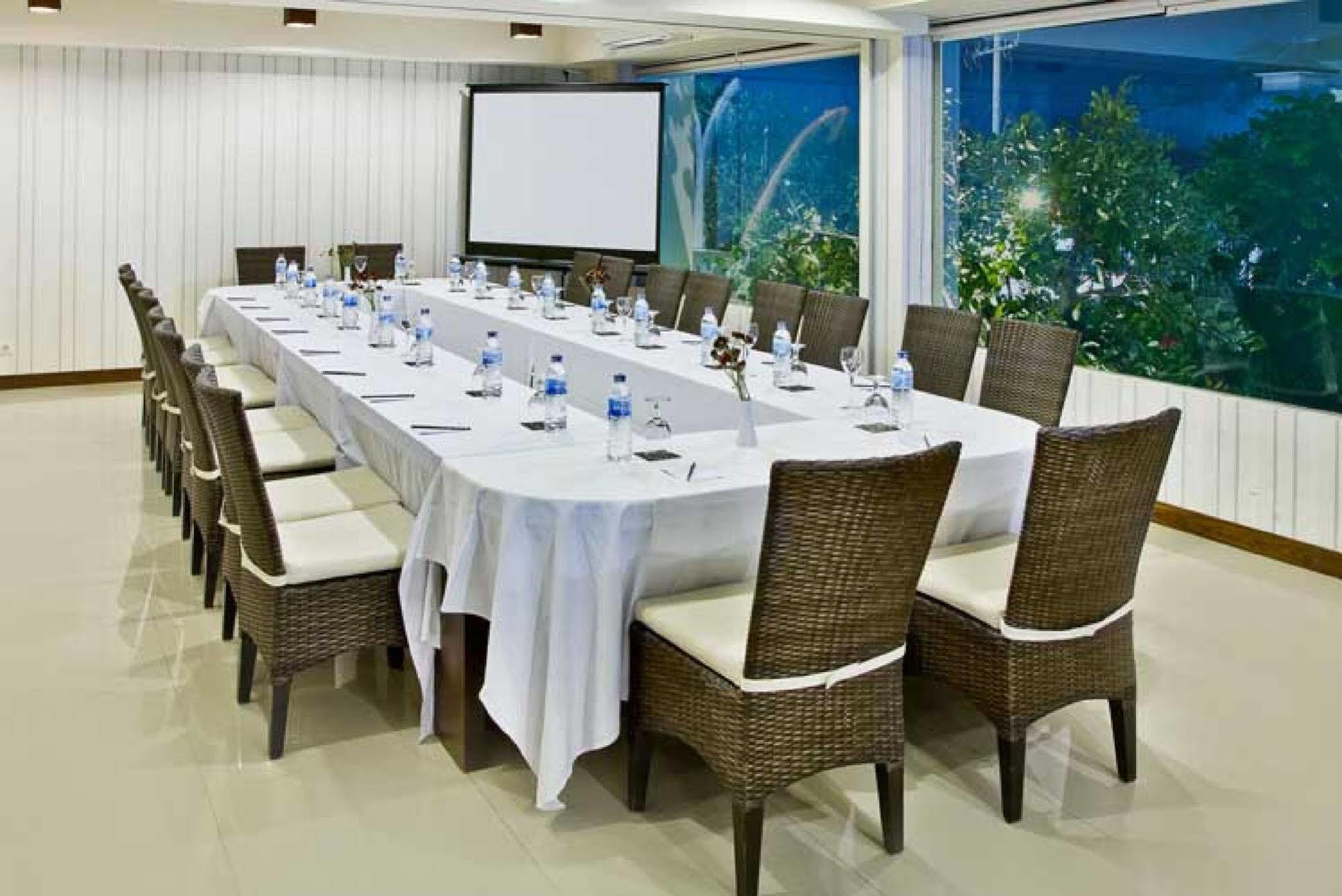קוטה לומבוק Bloo Bali Hotel מראה חיצוני תמונה